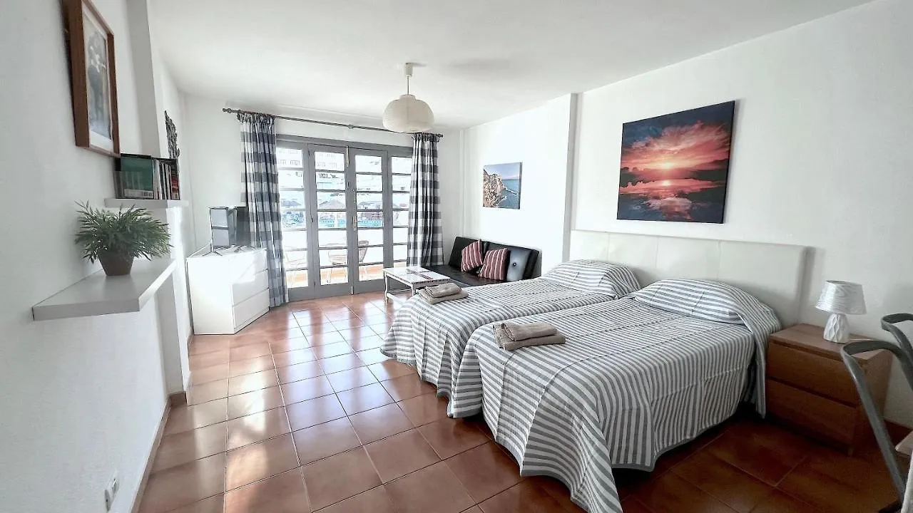 Studio At Popular Garden City Complex, Heated Pool - Close To Beach Apartment Playa de las Americas  Playa de las Americas (Tenerife)