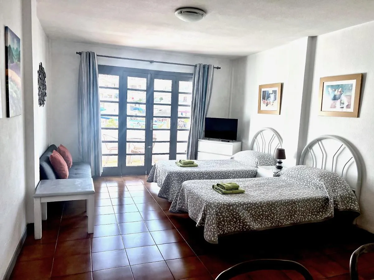 Studio At Popular Garden City Complex, Heated Pool - Close To Beach Apartment Playa de las Americas  0*, Playa de las Americas (Tenerife) Spain